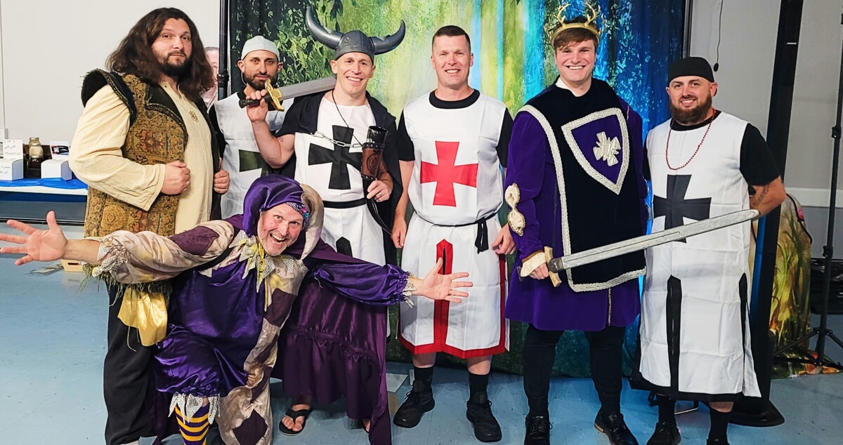 Medieval murder mystery show featuring Riddlesbrood Touring Theater actors in Media