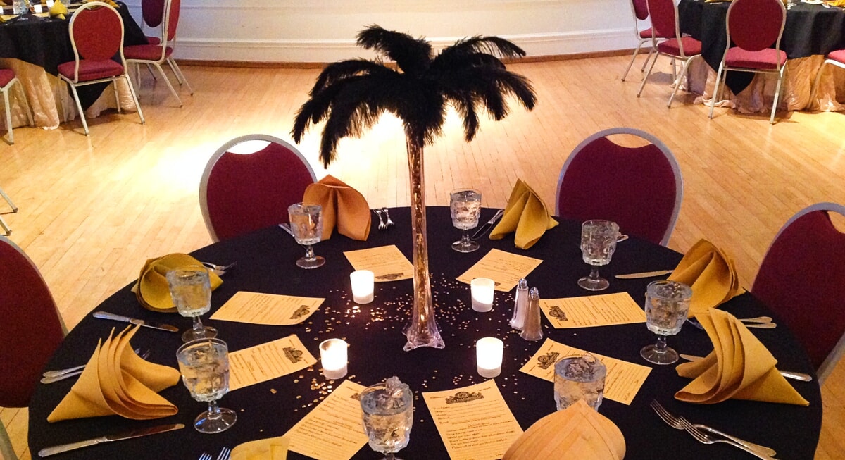 A seamless blend of dining and drama—Buffet or sit-down dinner service available!